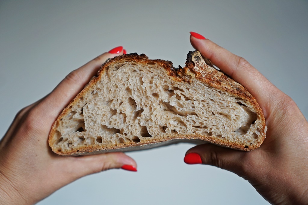 Najlepsze piekarnie w Warszawie, czyli gdzie kupić rzemieślniczy chleb?